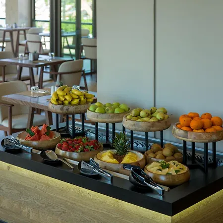 Portes Theros Néa Potídea