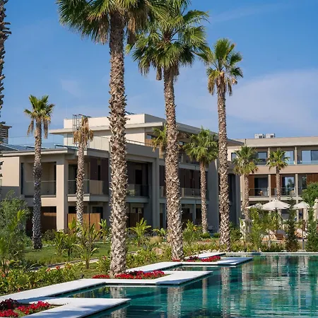 Portes Theros Hotel