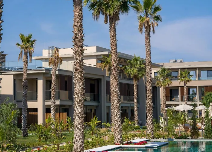 Portes Theros Hotel