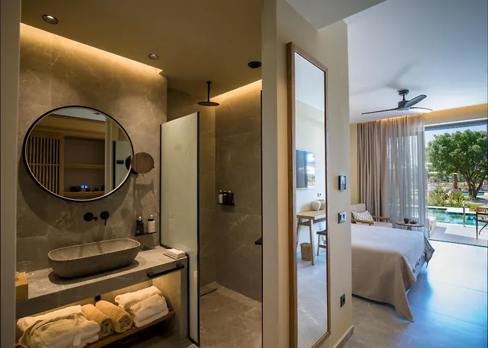 Hotel Portes Theros Nea Poteidaia